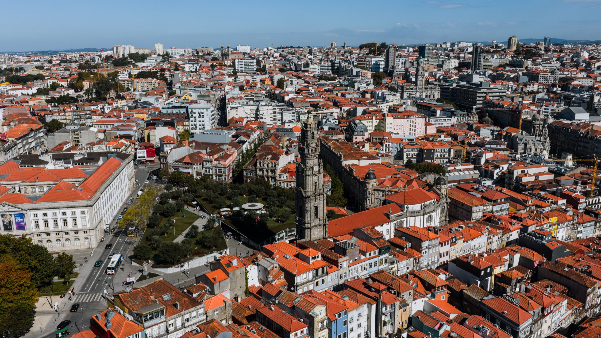 Las 4 mejores zonas para alojarte en Porto